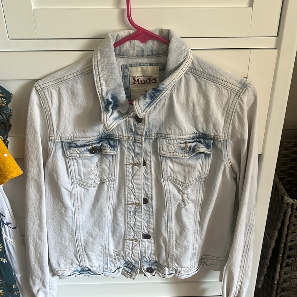 Light washed Jean jacket